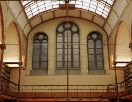 Halle Bibliothek